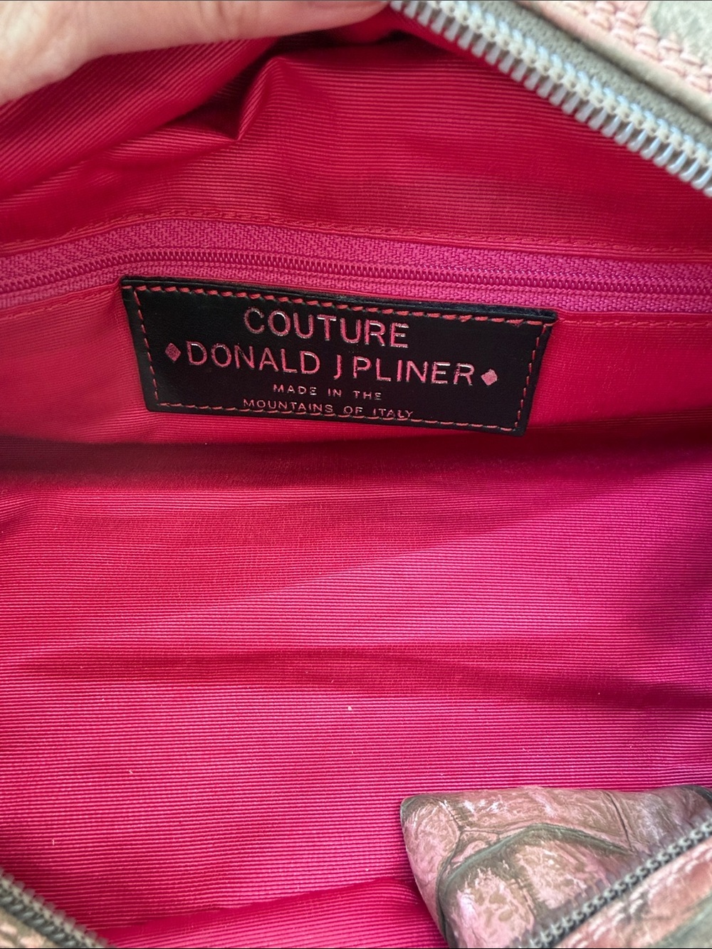 Donald J. Pliner Couture vintage croc embossed leather shoulder bag & dust bag - Picture 2 of 12